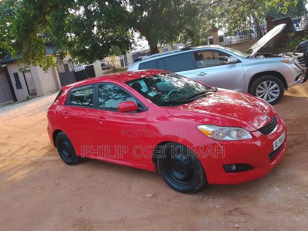 Toyota Matrix L Hatchback FWD (1.8L 4cyl 5M) 2012 Red