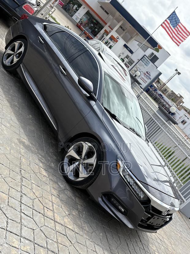 Honda Accord Touring 2.0T 2020 Gray