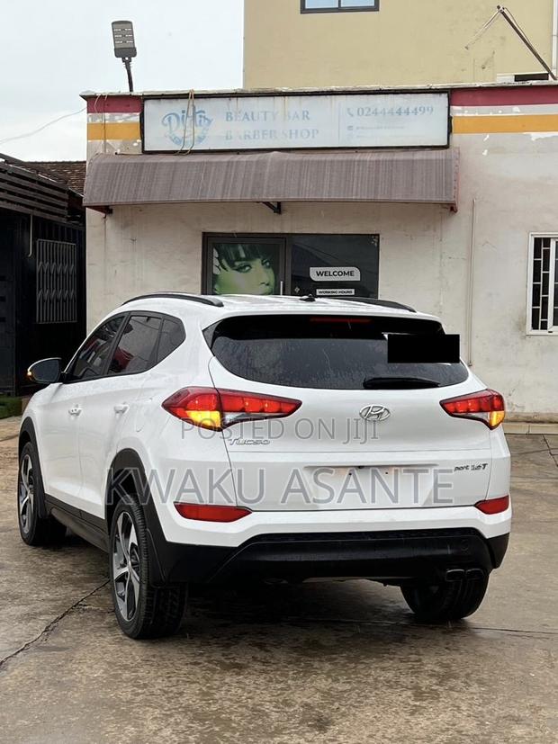 Hyundai Tucson 2016 White