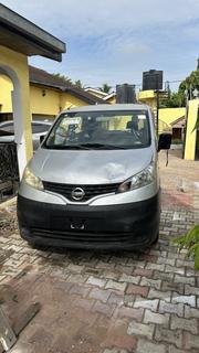 Nissan NV3500 2015 Silver for sale