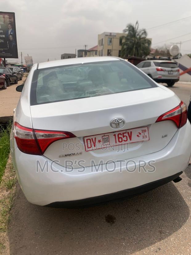 Toyota Corolla 2016 White