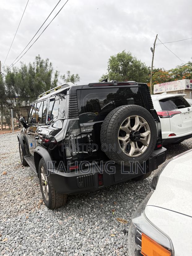 Jetour T2 2.0 Petrol AWD 2024 Black