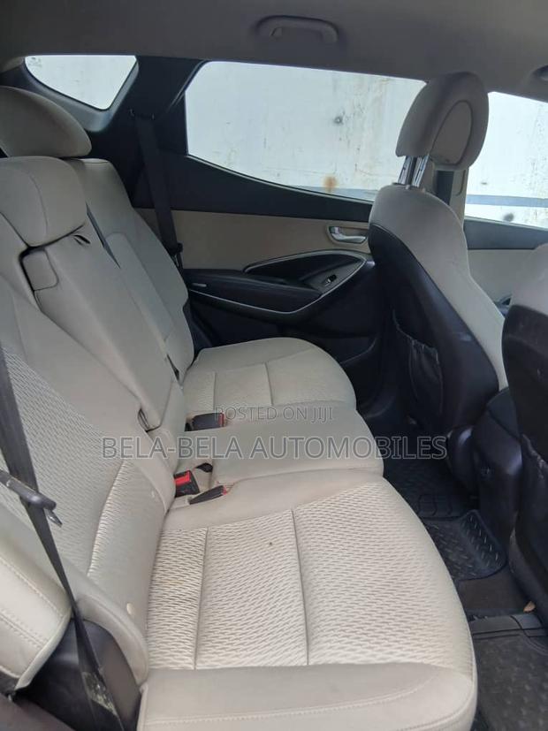 Hyundai Santa Fe SE AWD 2017 Orange