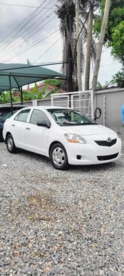 Toyota Yaris 2012 White for sale