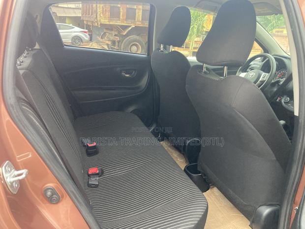 Toyota Vitz 1.3 FWD 5dr 2014 Brown