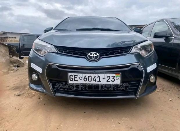 Toyota Corolla 2016 Gray
