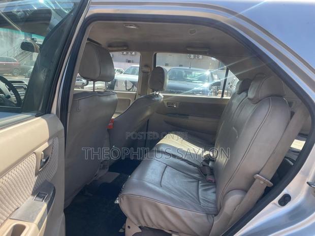 Toyota Fortuner 2007 Silver