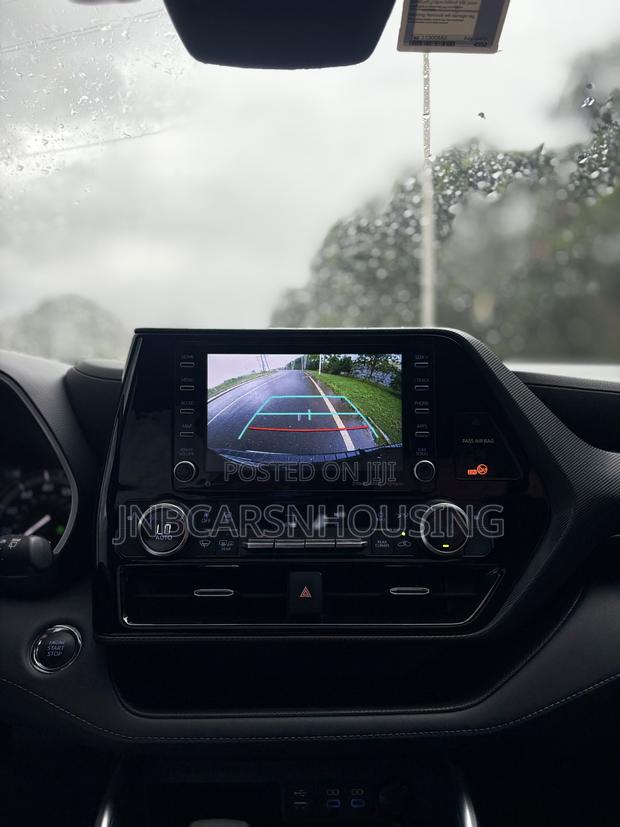 Toyota Highlander XSE 2022 Gray
