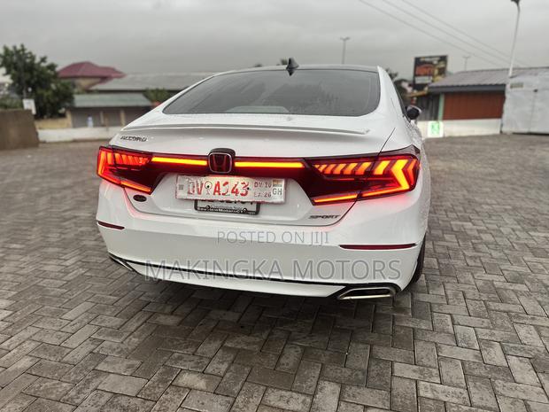 Honda Accord Sport (1.5L 4cyl Turbo CVT) 2019 White