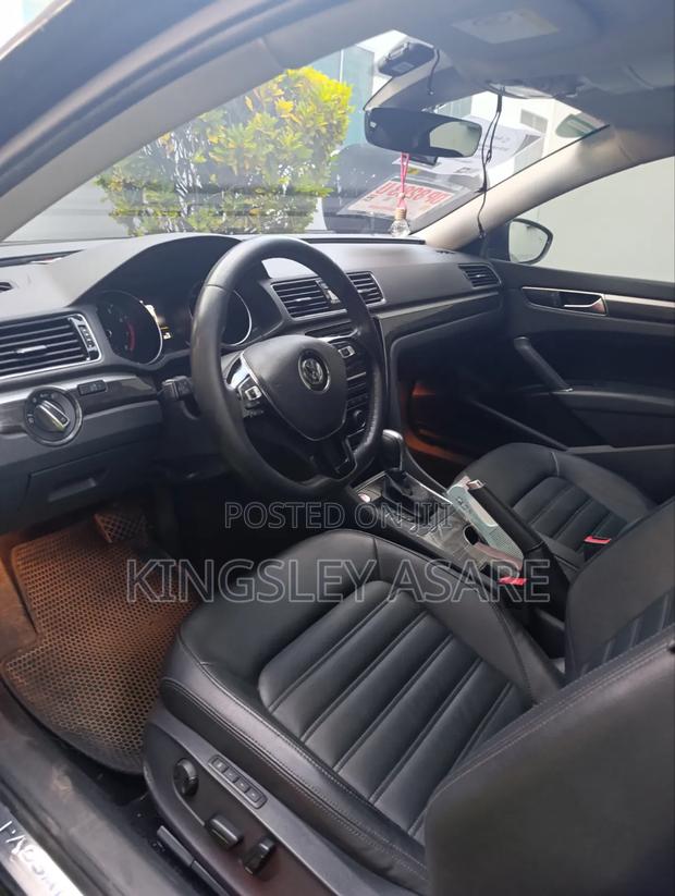 Volkswagen Passat 2.0T S 2018 Black