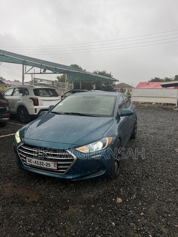 Hyundai Elantra 2018 Green