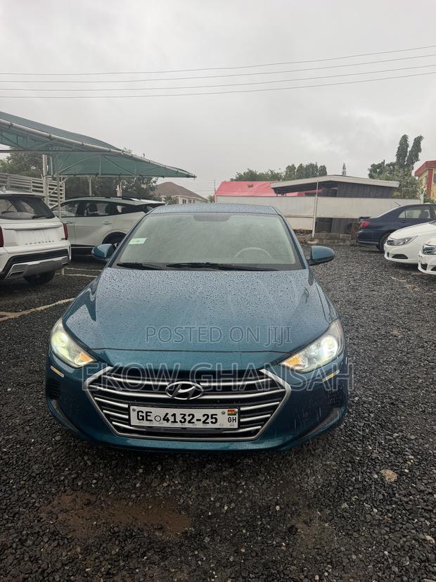 Hyundai Elantra 2018 Green
