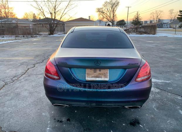 Mercedes-Benz C300 Luxury 4dr AWD 4Matic Sedan (2.0L 4cyl 7A) 2015