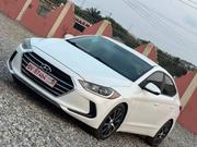 Hyundai Elantra SE Sedan FWD (2.0L 4cyl 6M) 2017 White for sale
