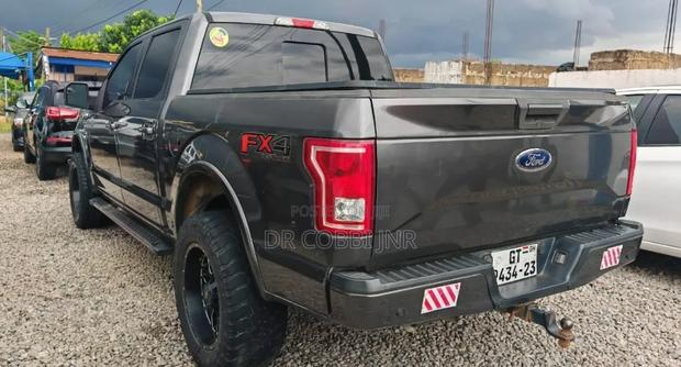 Ford F-150 XLT 4dr SuperCab 8 ft. LB (2.7L 6cyl Turbo 6A) 2015 Gray