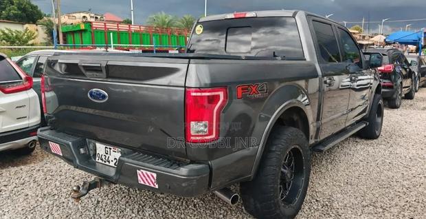 Ford F-150 XLT 4dr SuperCab 8 ft. LB (2.7L 6cyl Turbo 6A) 2015 Gray
