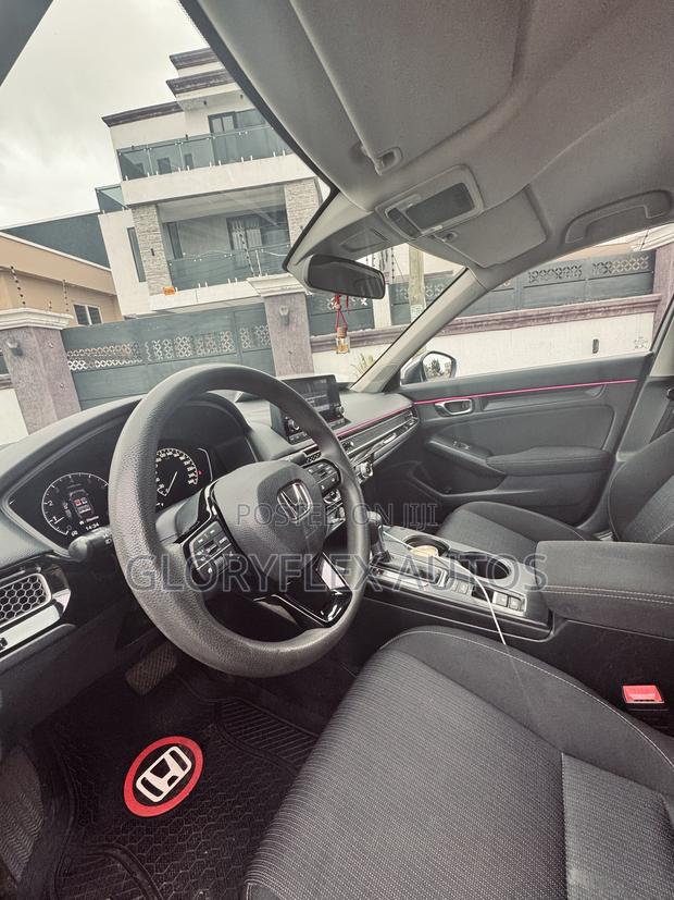 Honda Civic Sport 2022 Silver