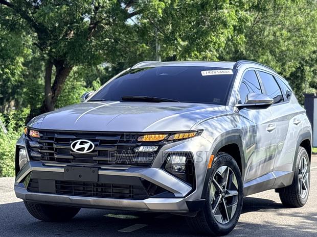 Hyundai Tucson SEL AWD 2025 Silver