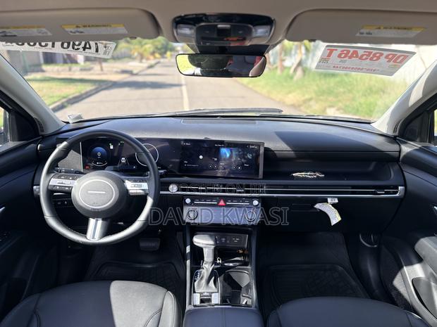 Hyundai Tucson SEL AWD 2025 Silver