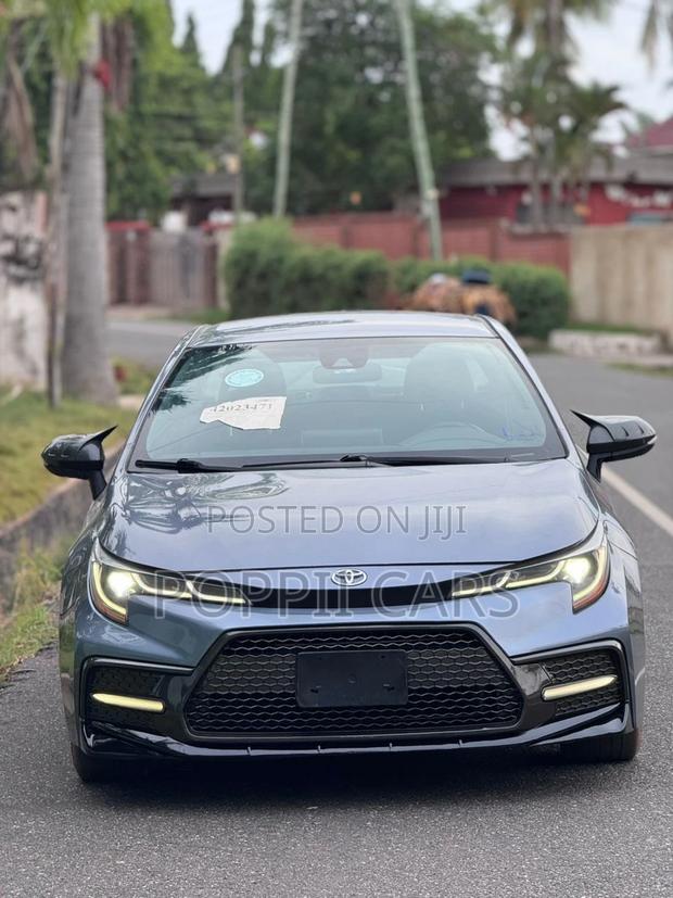 Toyota Corolla SE 2021 Gray