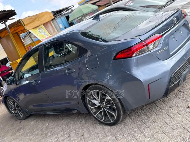 Toyota Corolla SE 2021 Gray