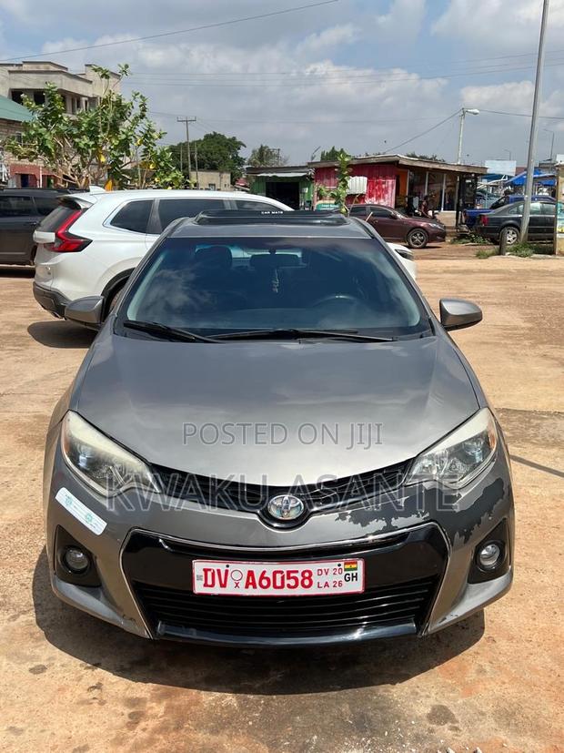 Toyota Corolla 2014 Gray
