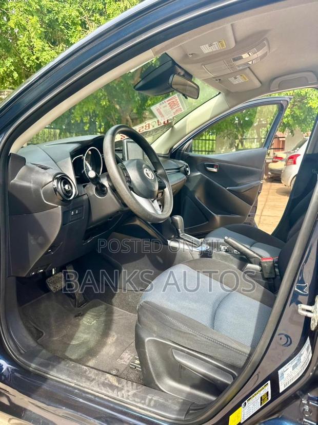 Toyota Yaris iA 1.5 FWD 2017 Blue