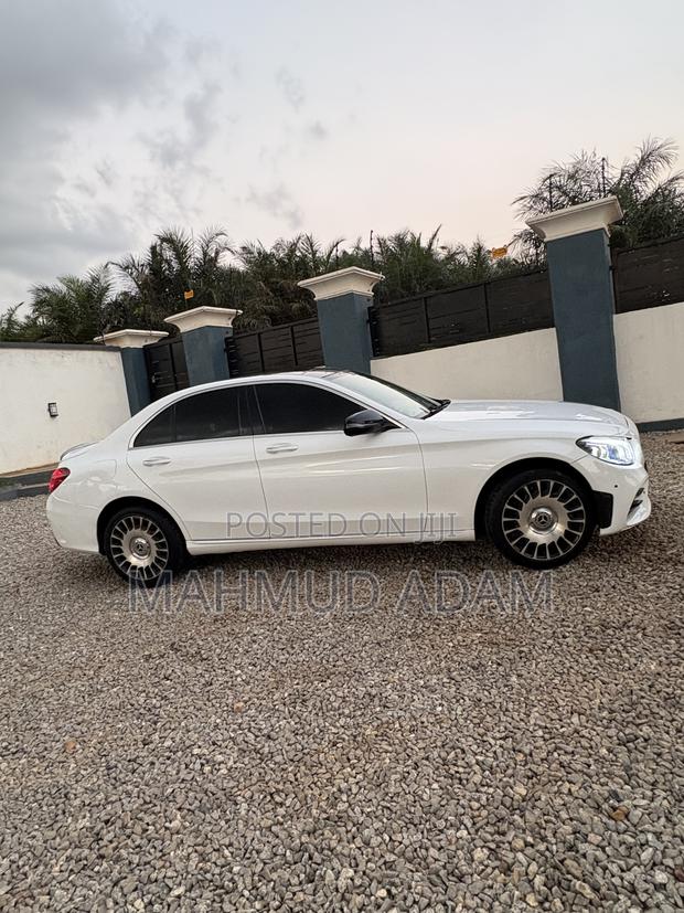 Mercedes-Benz C300 2016 White