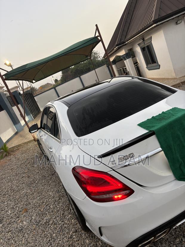 Mercedes-Benz C300 2016 White