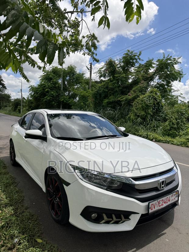 Honda Civic LX 4dr Sedan (2.0L 4cyl) 2016 White