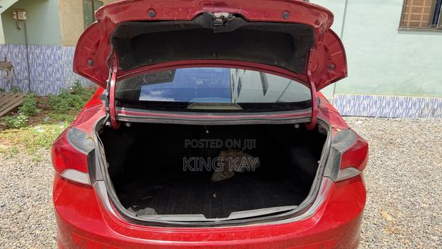Hyundai Elantra GLS Automatic 2012 Red