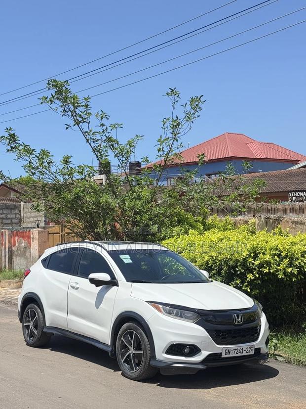 Honda HR-V Sport AWD 2019 White