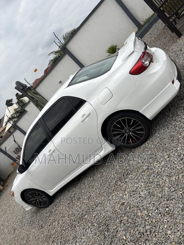 Toyota Corolla L 4dr Sedan (1.8L 4cyl 5M) 2012 White