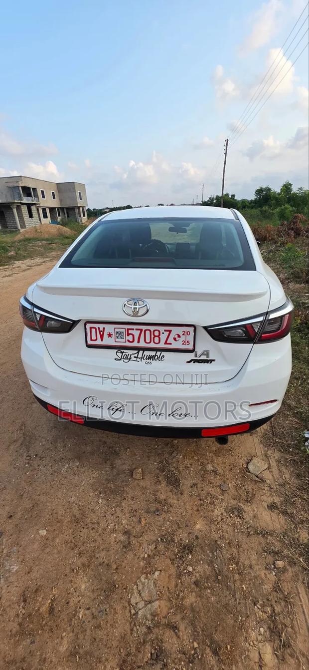 Toyota Yaris iA 1.5 FWD 2019 White