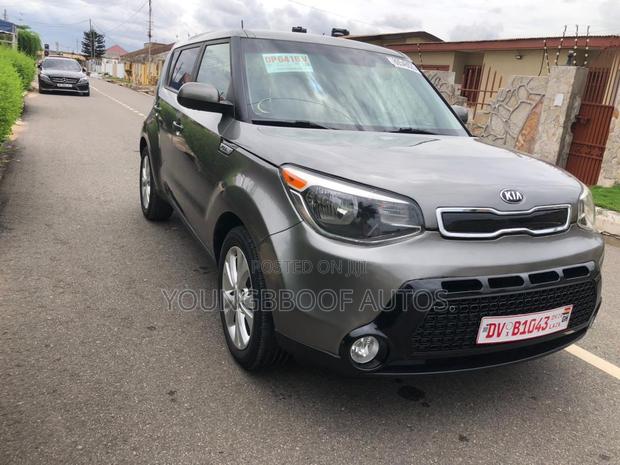 Kia Soul Hatchback 2017 Gray