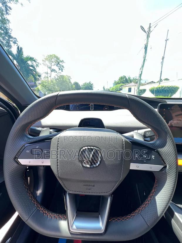 Changan UNI-V 1.5 Petrol FWD 2022 Gray