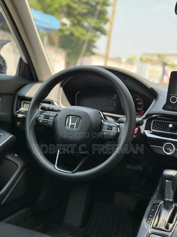 Honda Civic LX CVT 2024 White