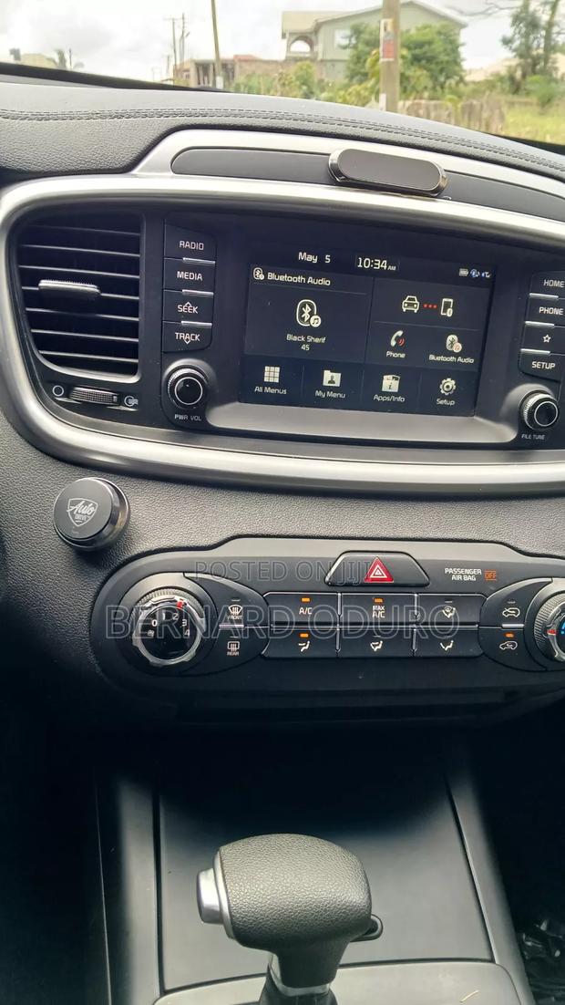 Kia Sorento 2019 Black
