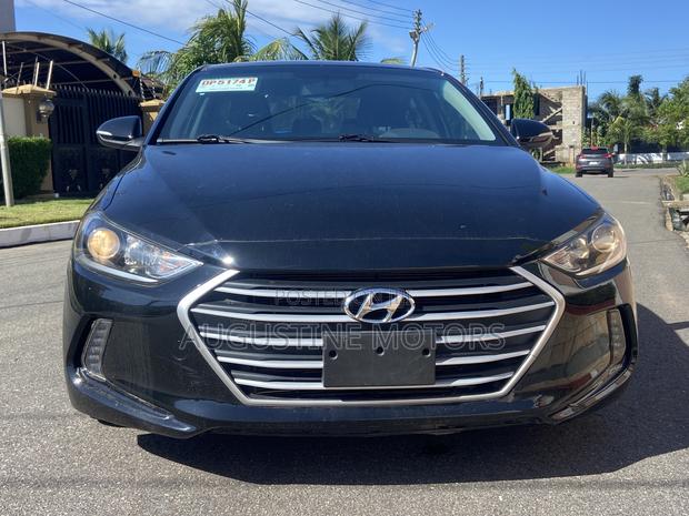 Hyundai Elantra 2017 Black