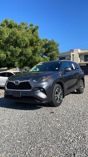 Toyota Highlander XLE 2022 Gray for sale