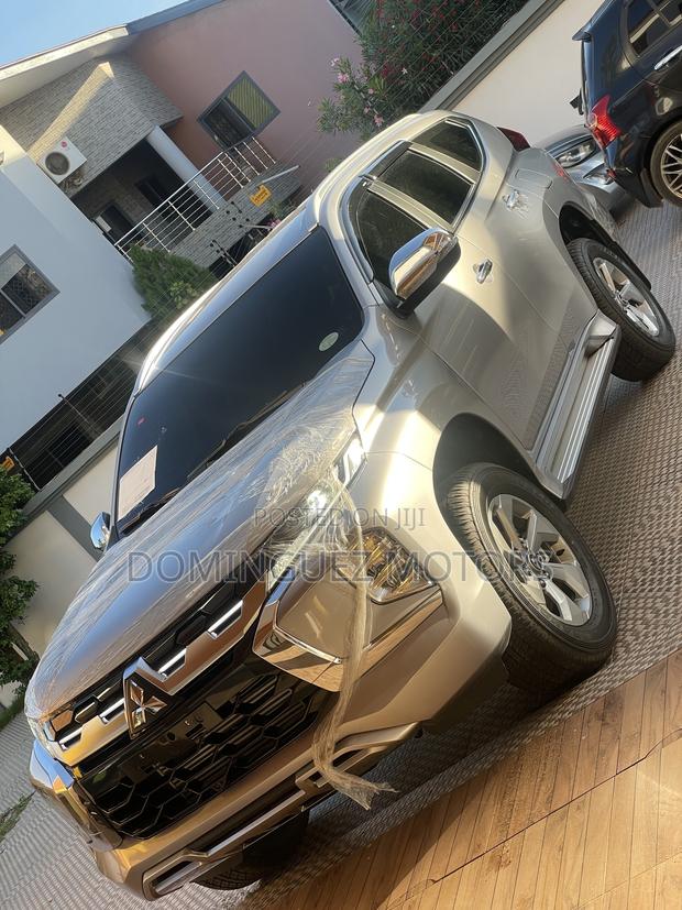 New Mitsubishi Montero Sport 2025 Silver