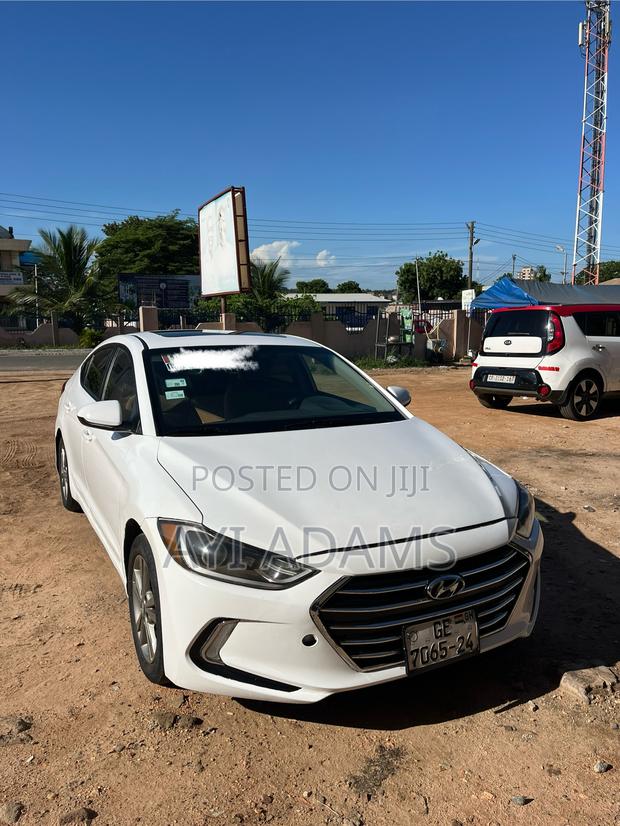 Hyundai Elantra Limited 2018 White