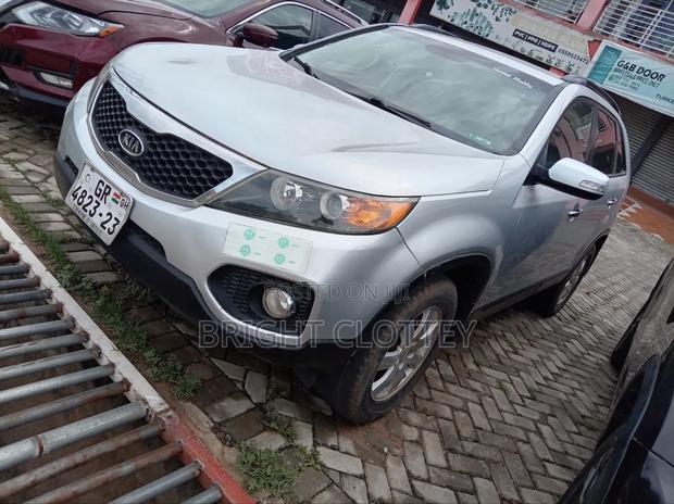 Kia Sorento 2013 Silver