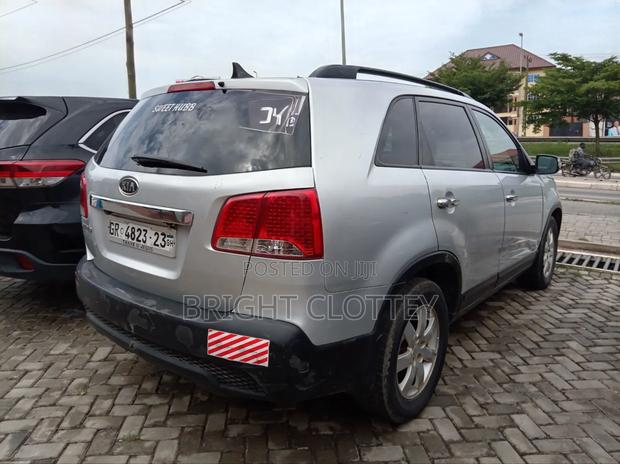 Kia Sorento 2013 Silver