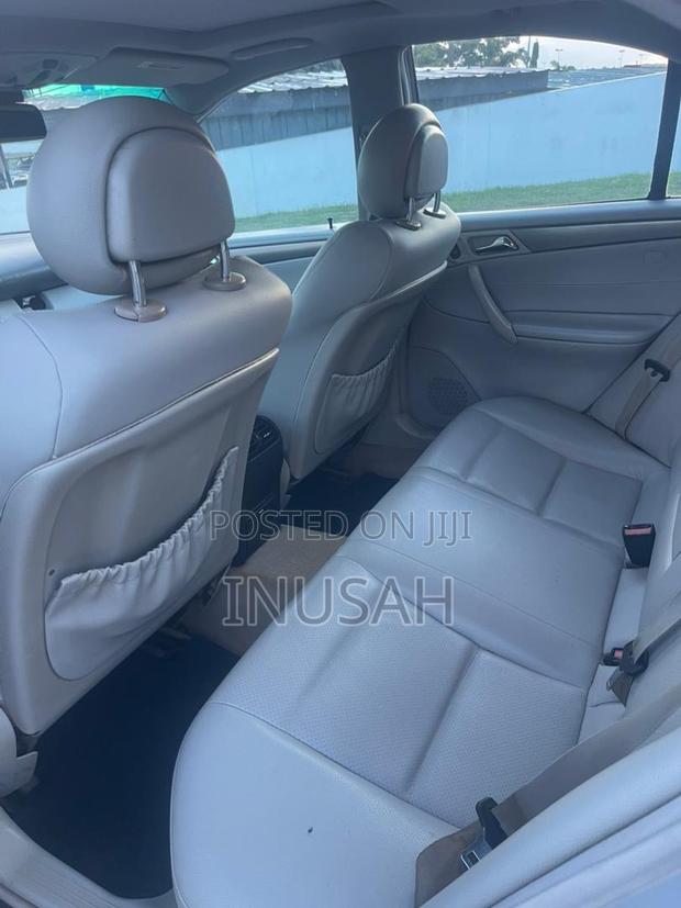 Mercedes-Benz C230 2005 Silver