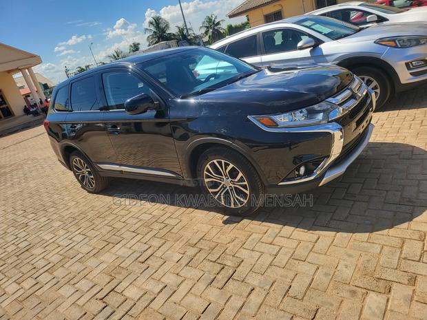 Mitsubishi Outlander LE FWD 2018 Black
