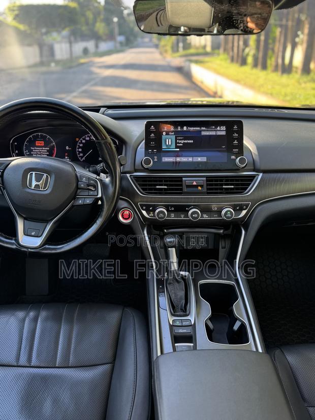 Honda Accord Touring 2.0T 2022 Black
