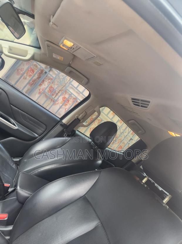 Mitsubishi L200 2023 Gray