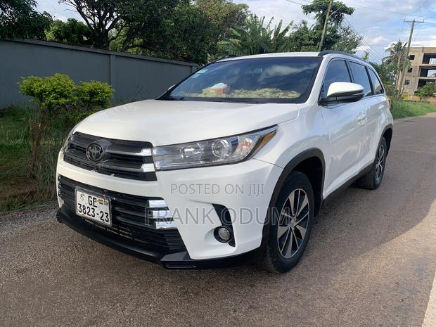 Toyota Highlander LE 4x2 (2.7L 4cyl 6A) 2016 White