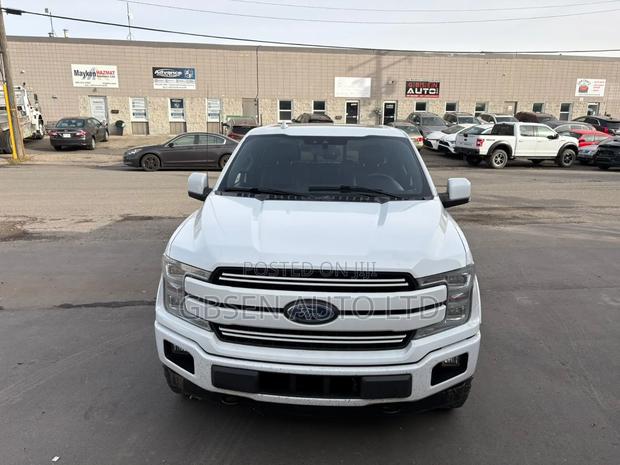 Ford F-150 Lariat 4x4 SuperCrew Cab Styleside 5.5 ft. box 145 in. WB